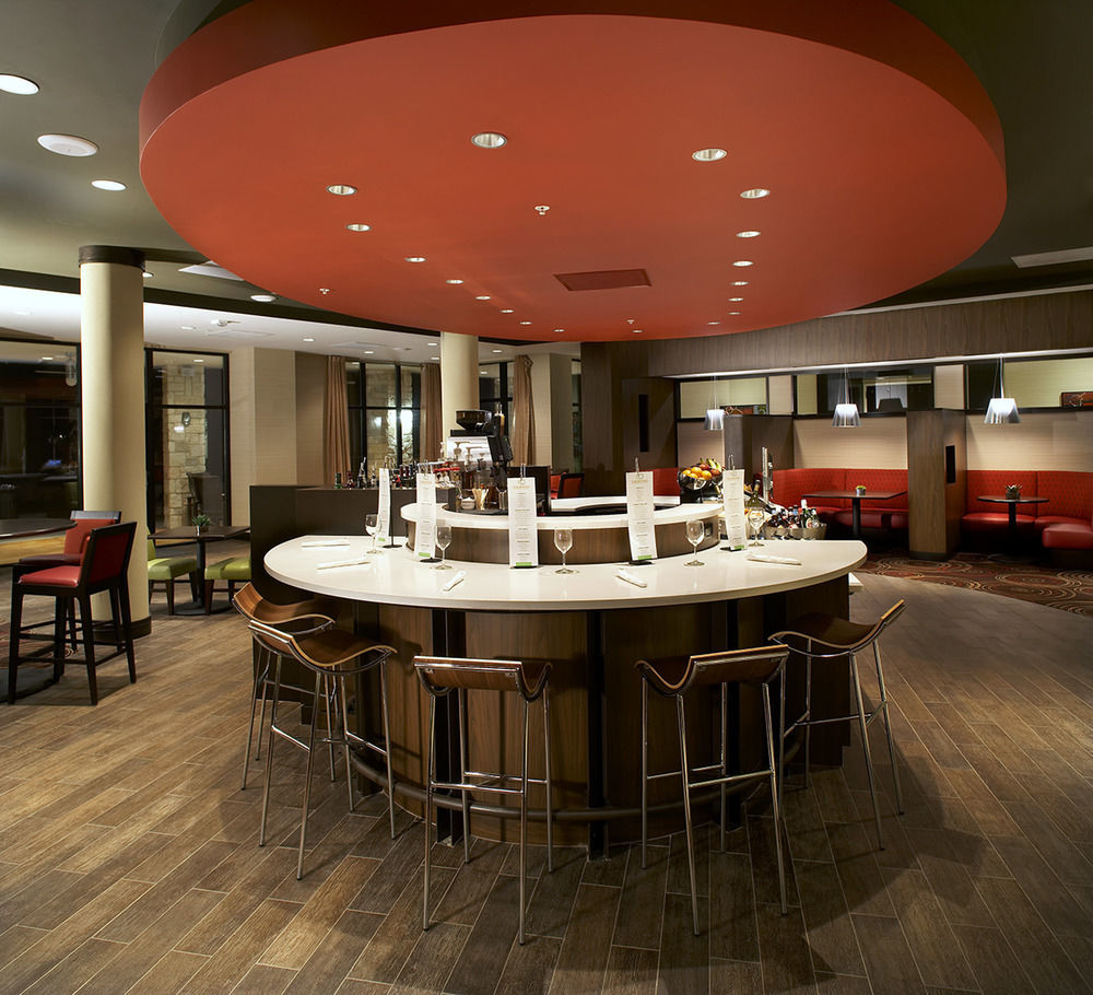 Courtyard By Marriott San Antonio Six Flags At The Rim Hotel Exterior foto