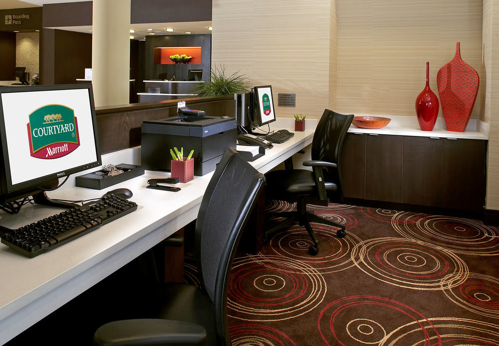 Courtyard By Marriott San Antonio Six Flags At The Rim Hotel Exterior foto